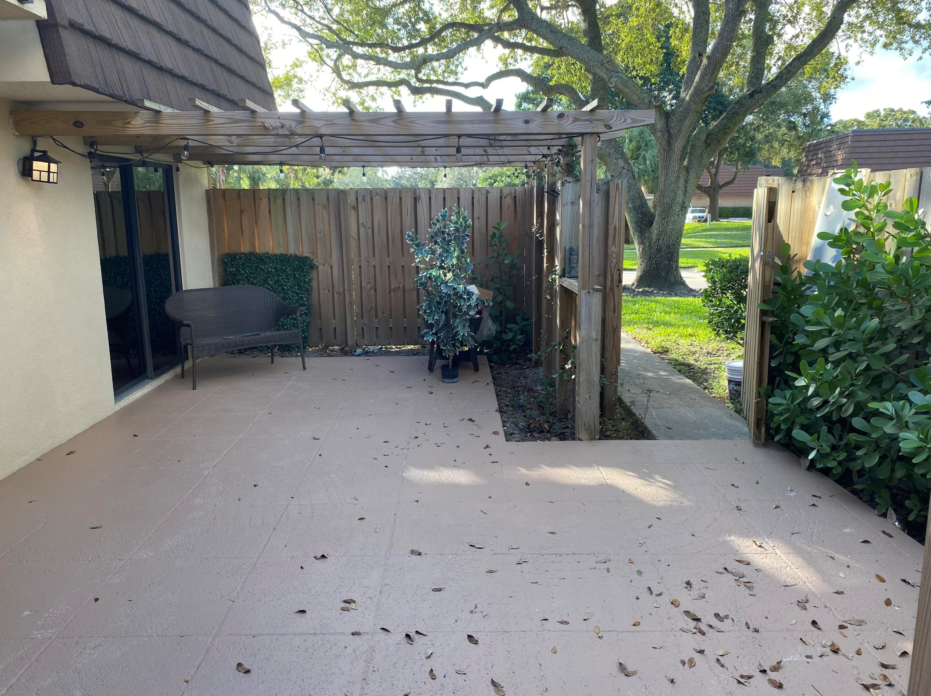 206 2nd Ln, West Palm Beach, FL 33418