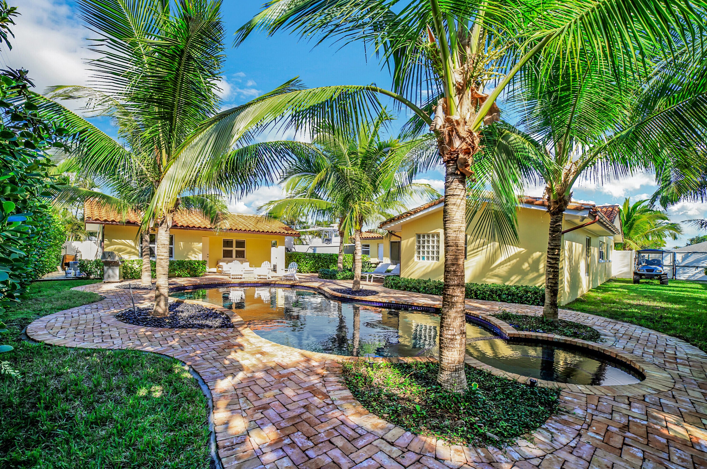19353 W Indies Ln, Jupiter, FL 33469