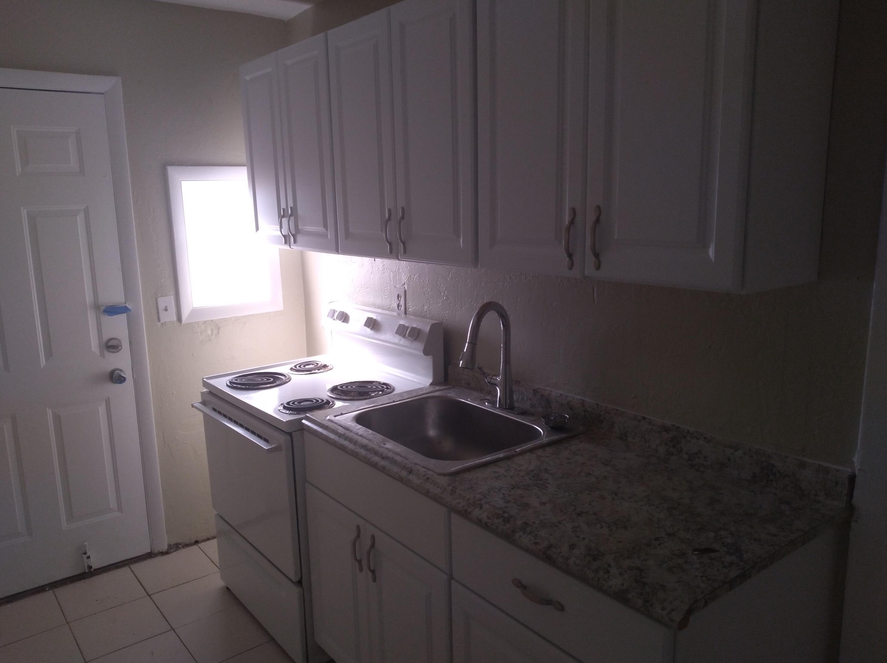 2023 Delphia St, West Palm Beach, FL 33401