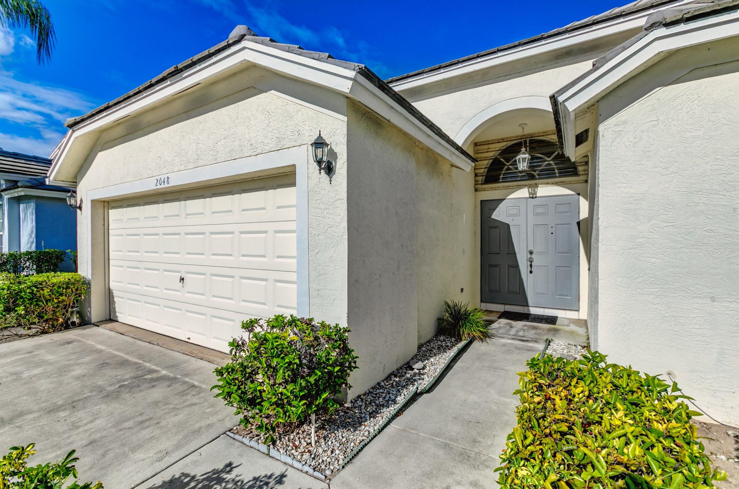 2048 Normandy Cir, West Palm Beach, FL 33409-7386
