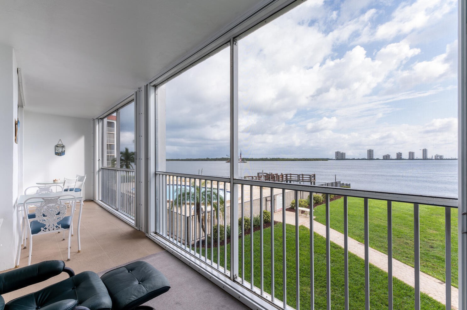 100 Paradise Harbour Blvd #202, West Palm Beach, FL 33408