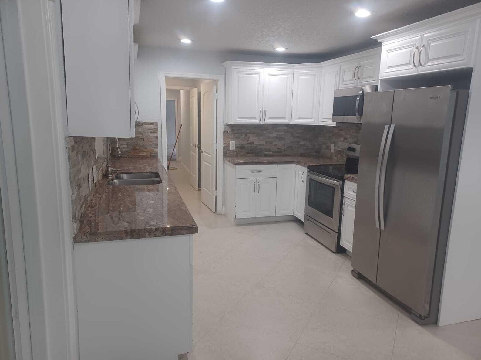 9227 Palomino Dr, Lake Worth FL  33467-1023 exterior