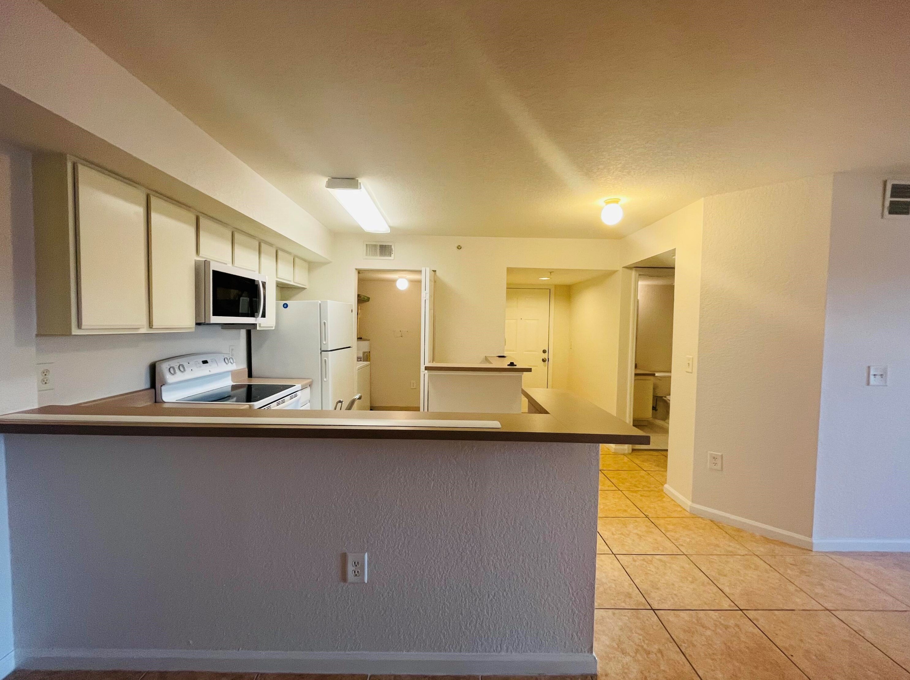 171 Sw Palm Dr Apt 206, Fort Pierce, FL 34986
