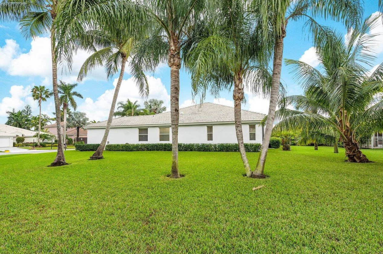 12824 Hyland Cir, Boca Raton, FL 33428-4857