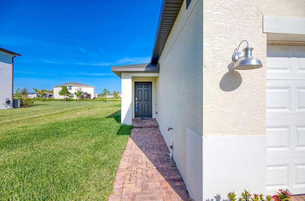 12985 Nw Copper Creek Dr, Fort Pierce, FL 34987