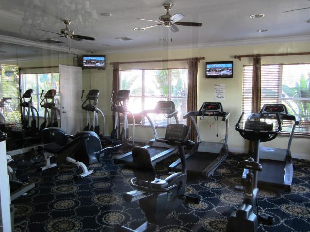 5012 Starblaze Dr, Lake Worth FL  33463-5931 exterior