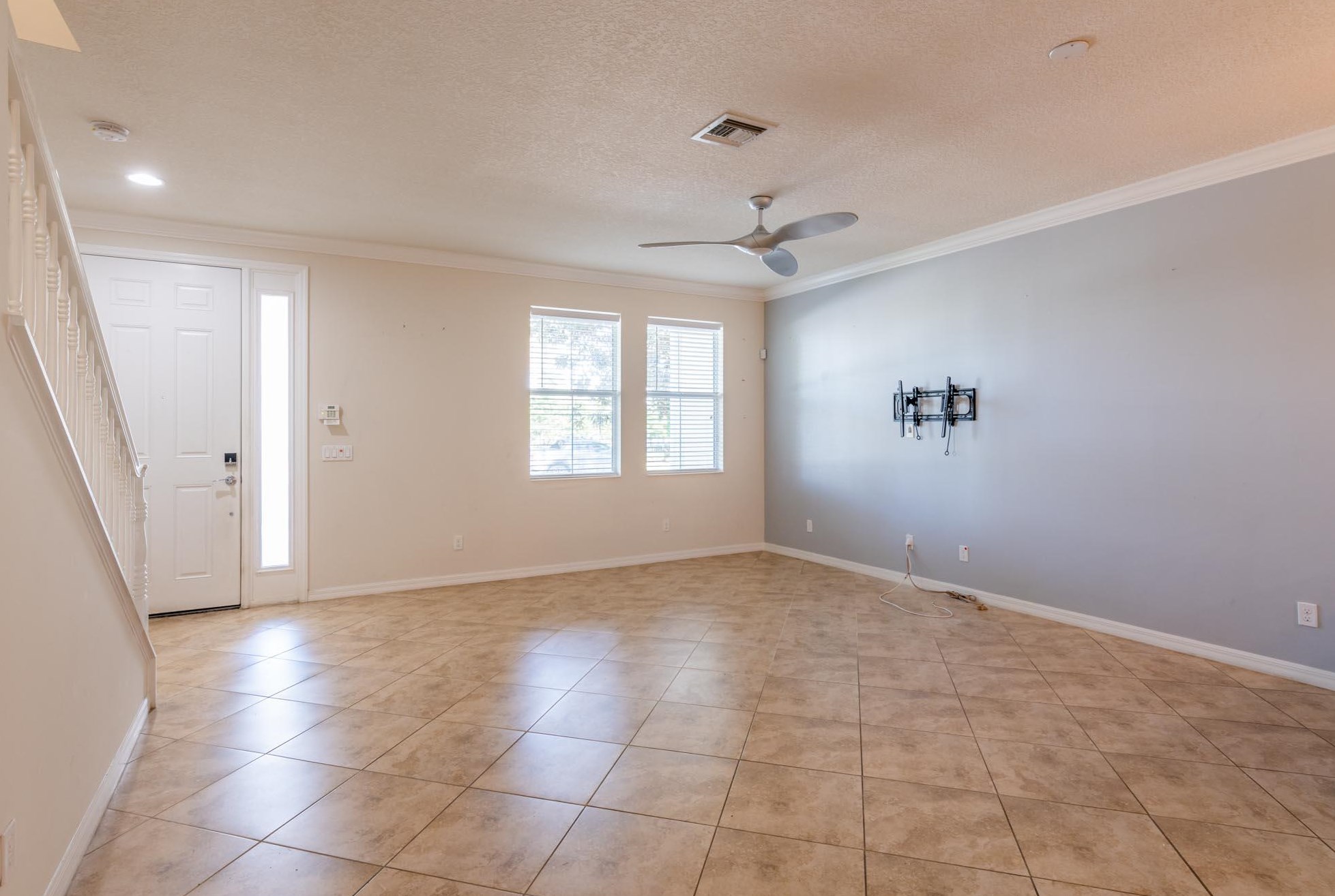 1212 Community Dr, Jupiter FL  33458-8394 exterior