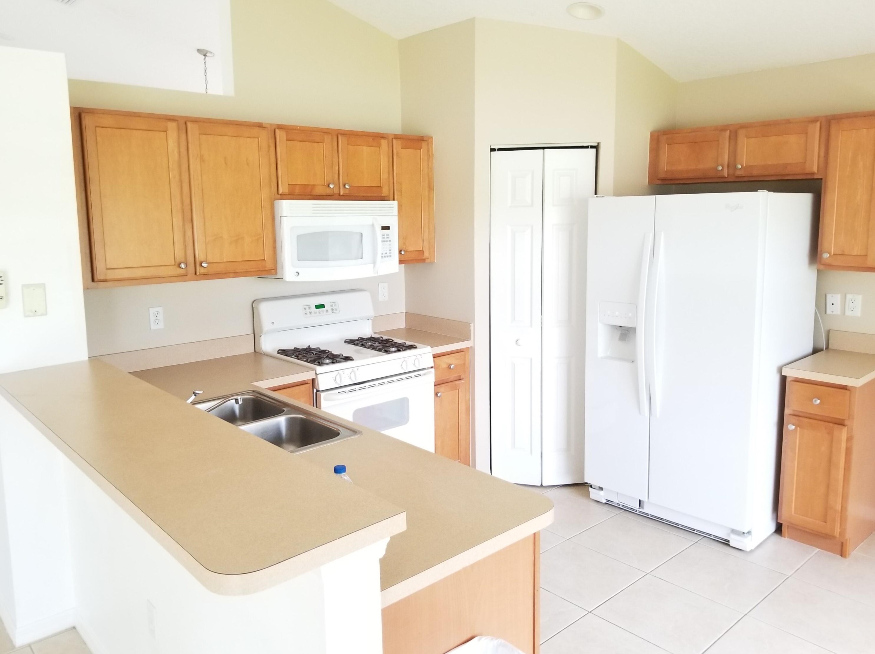 538 Sw Indian Key Dr, Fort Pierce, FL 34986