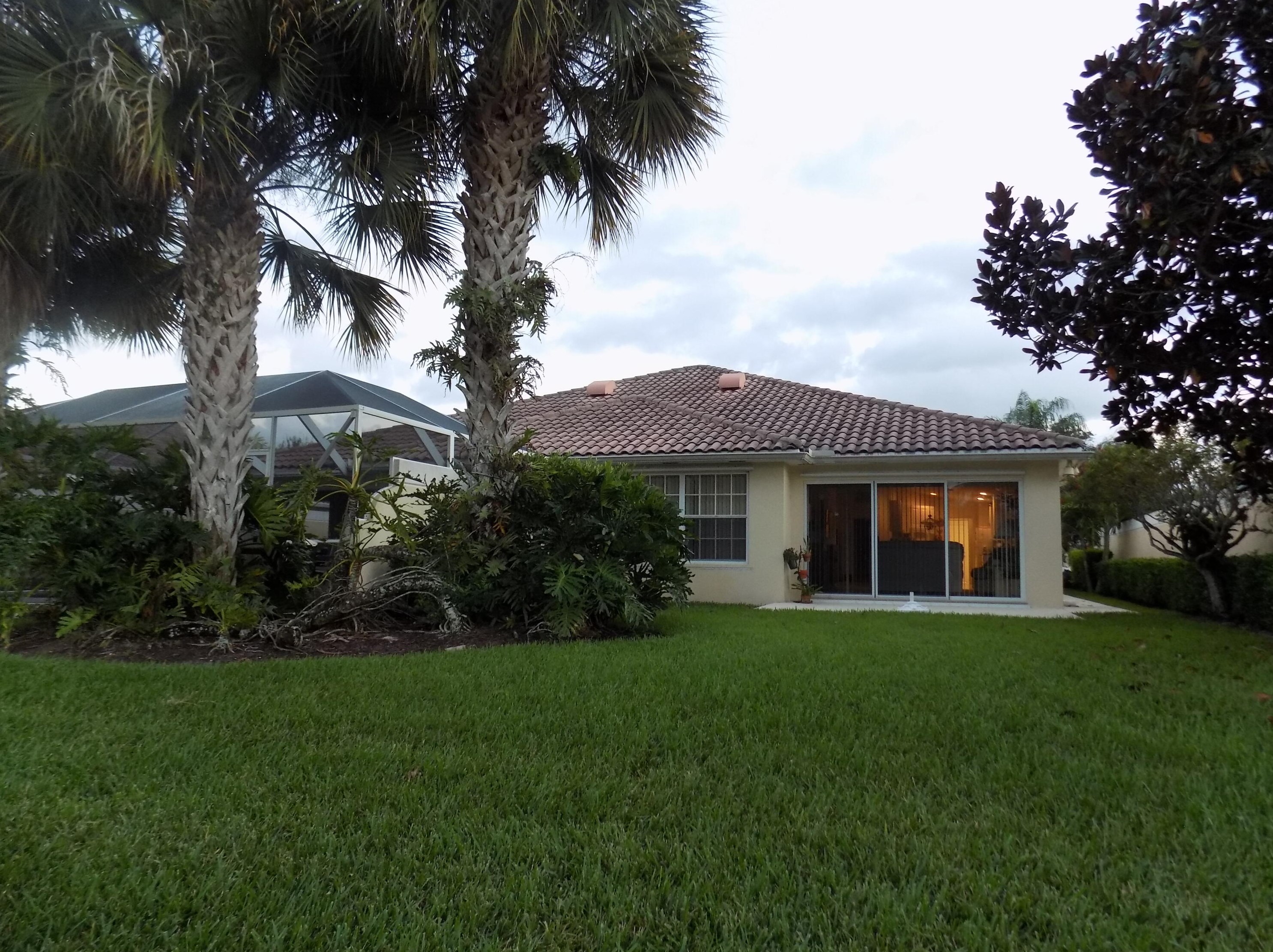 8215 Quito Pl, West Palm Beach, FL 33414