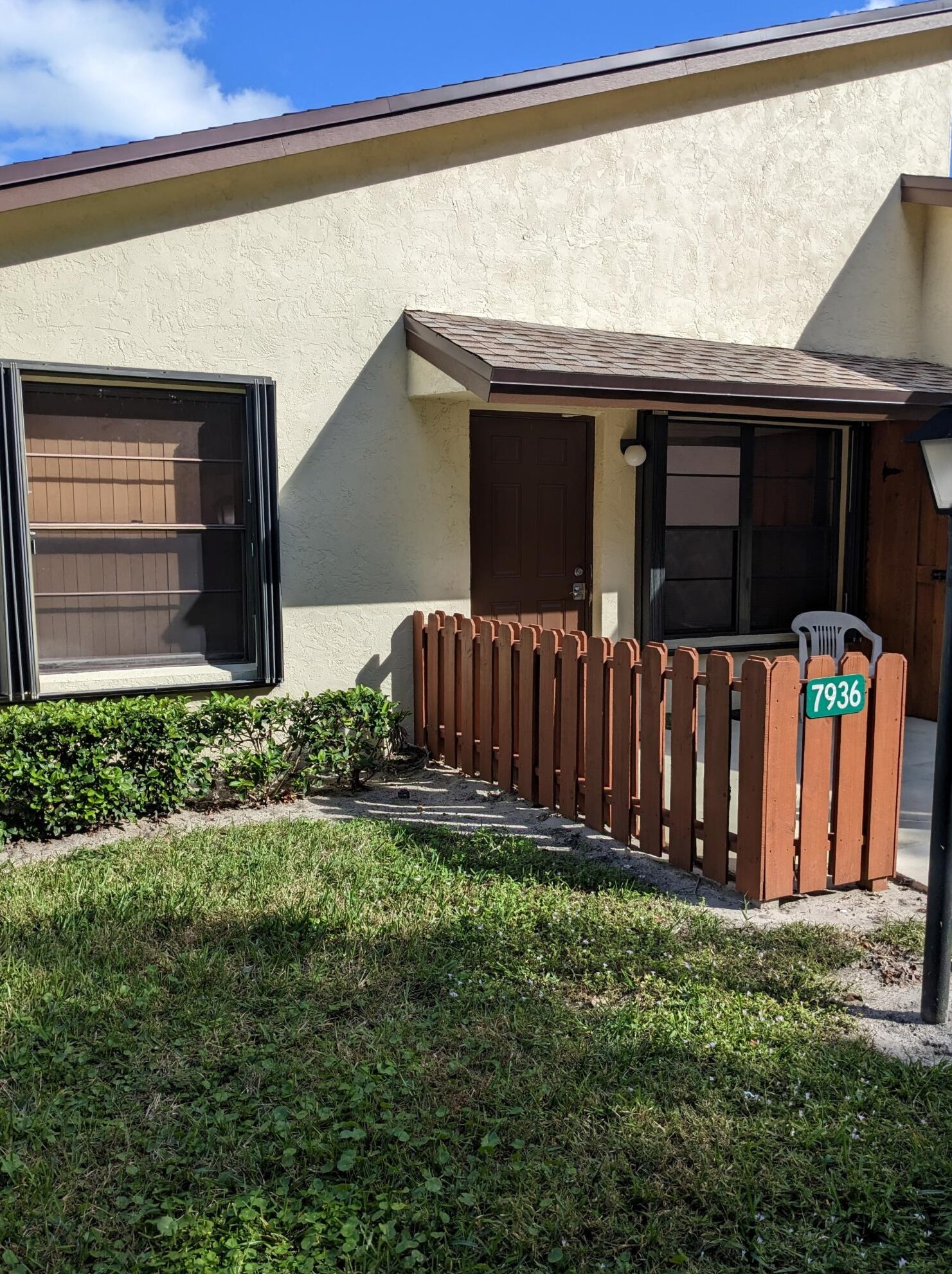 7936 Villa Cir, Hobe Sound, FL 33455-2041
