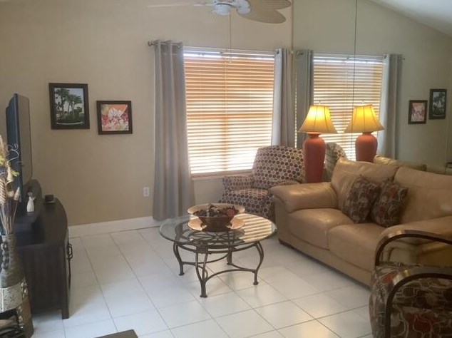 505 Waterside Dr, Lake Worth, FL 33462-6175