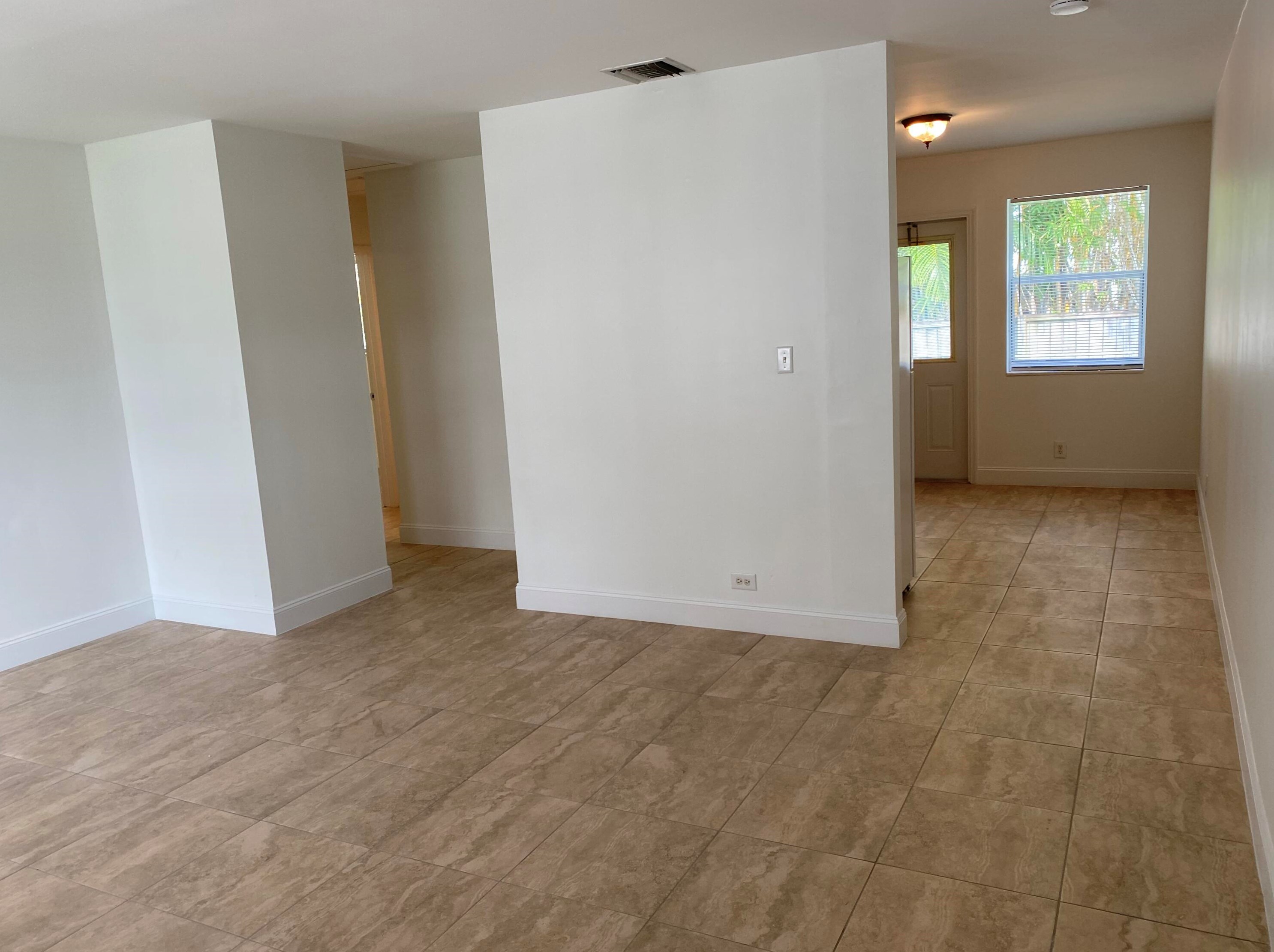 626 Prosperity Farms Rd #3, West Palm Beach, FL 33408