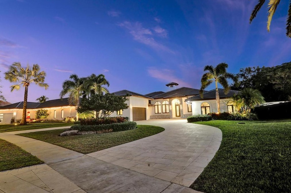 756 Camino Lakes Cir, Boca Raton, FL 33486-6953
