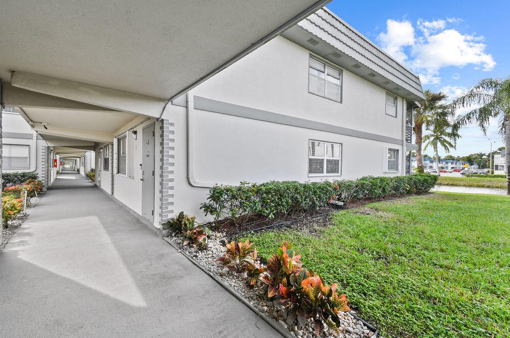 166 Brittany D, Delray Beach, FL 33446