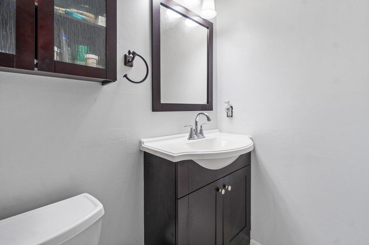 306 Fanshaw H, Boca Raton FL 33434-3050 exterior