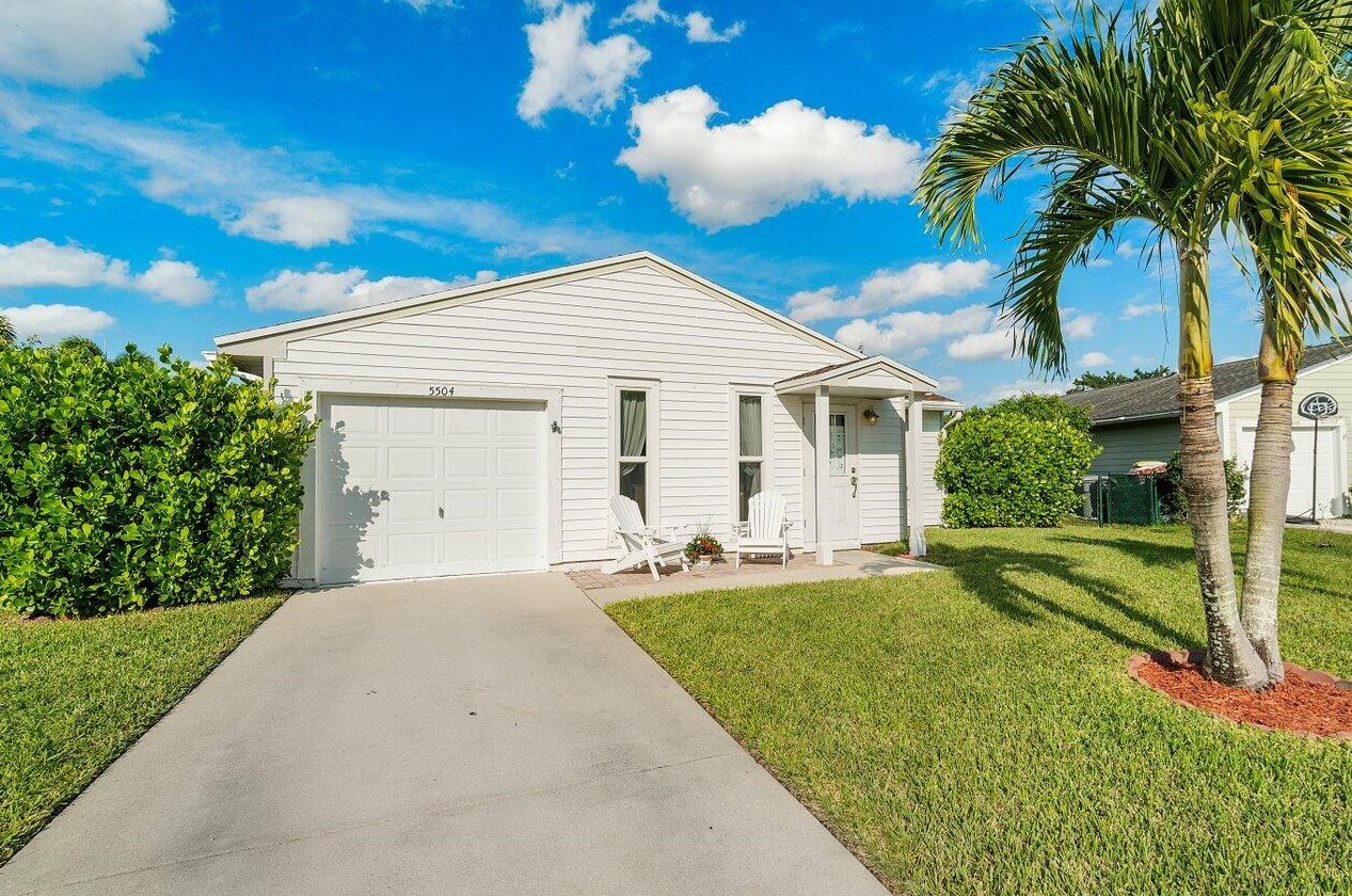 5504 Courtney Cir, Boynton Beach, FL 33472