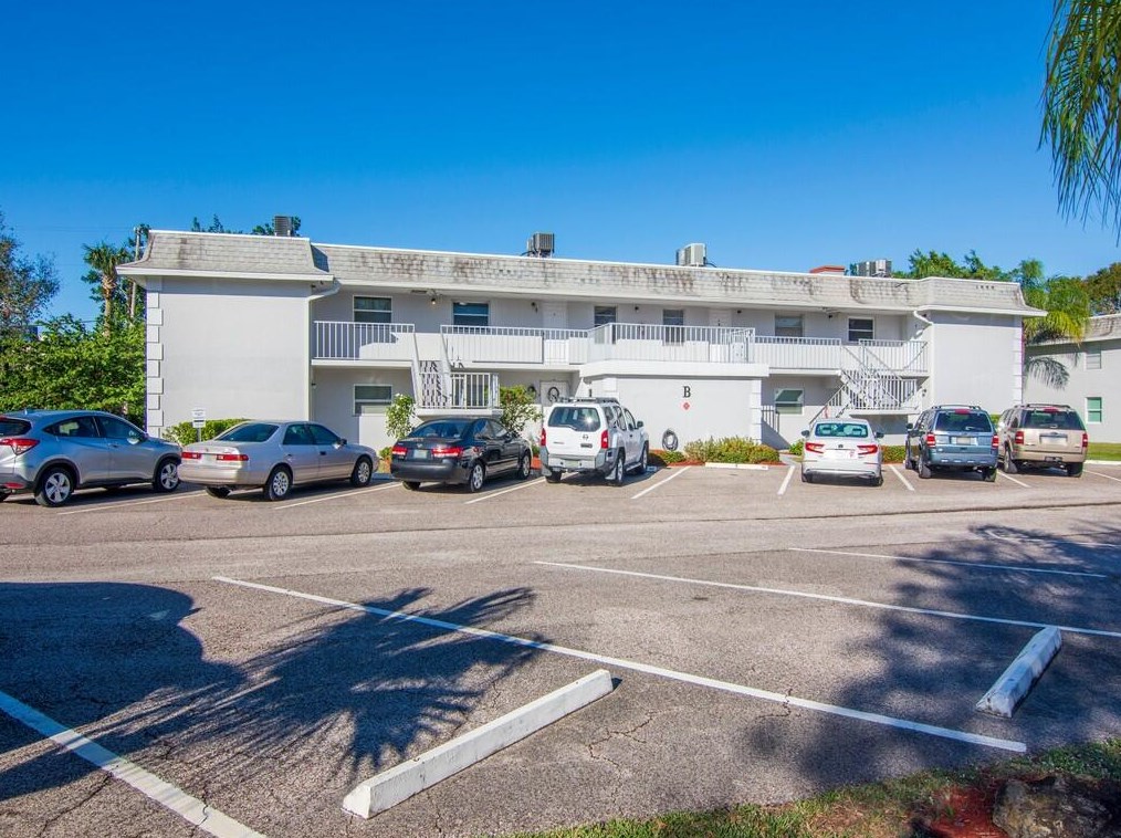 1166 6th Ave #b4, Vero Beach, FL 32960