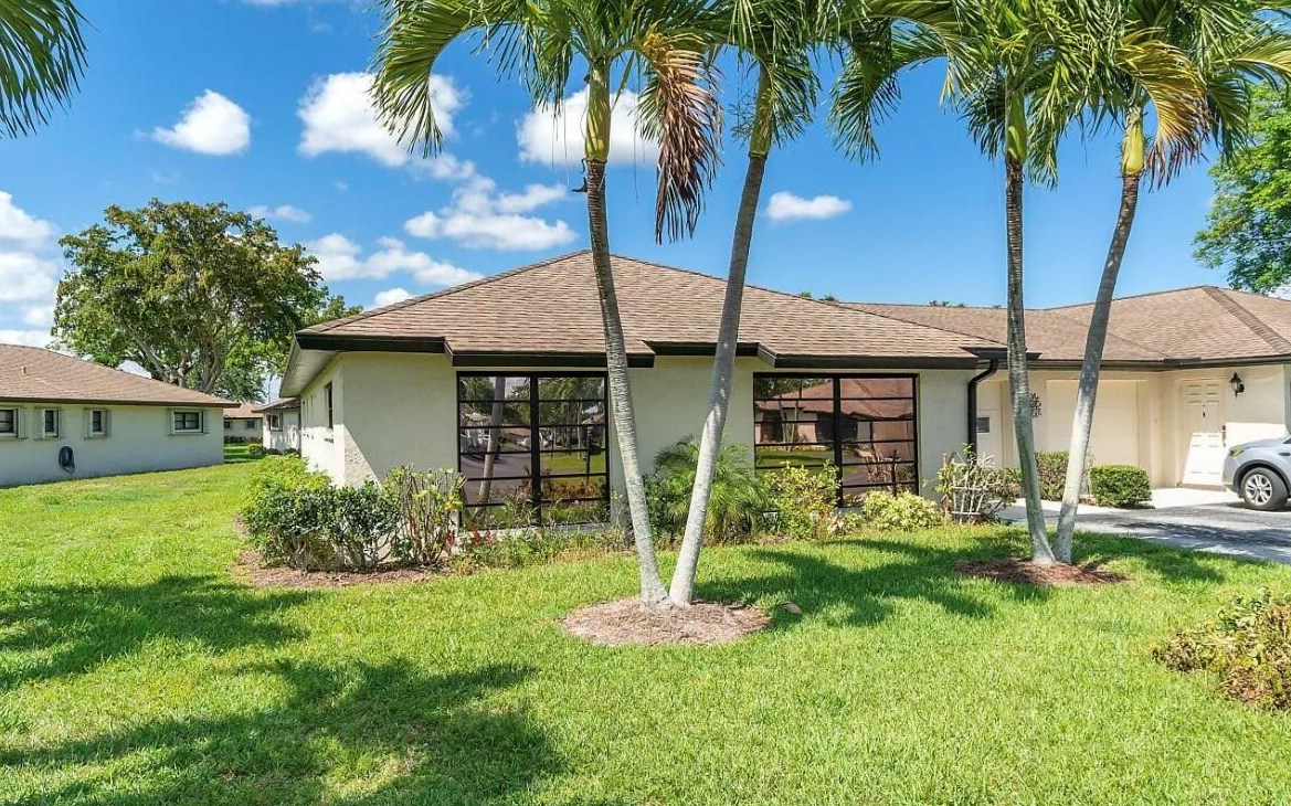 4972 Dovewood Rd Apt A, Boynton Beach, FL