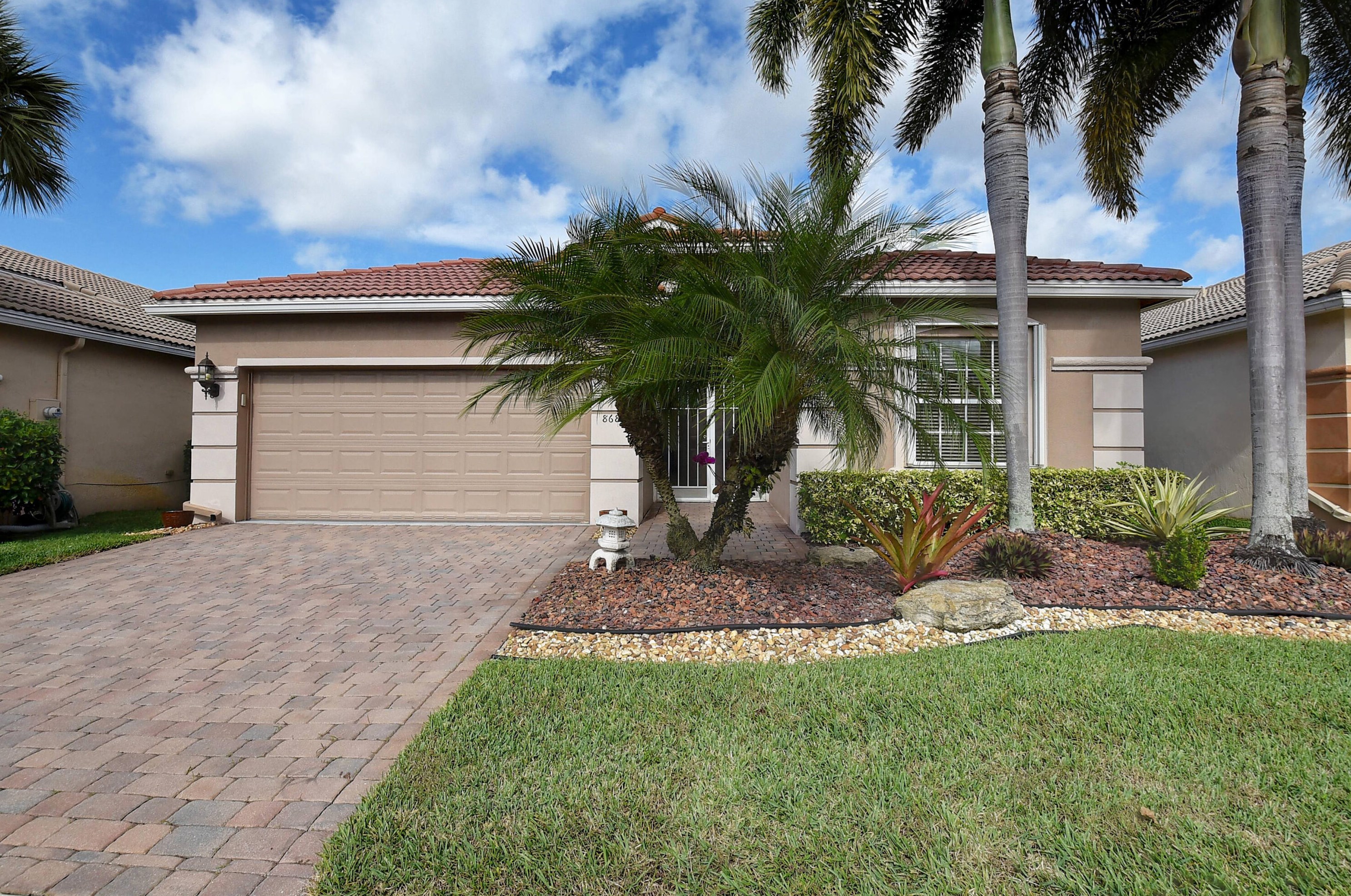 8687 Via Avellino, Lake Worth, FL 33467-5907