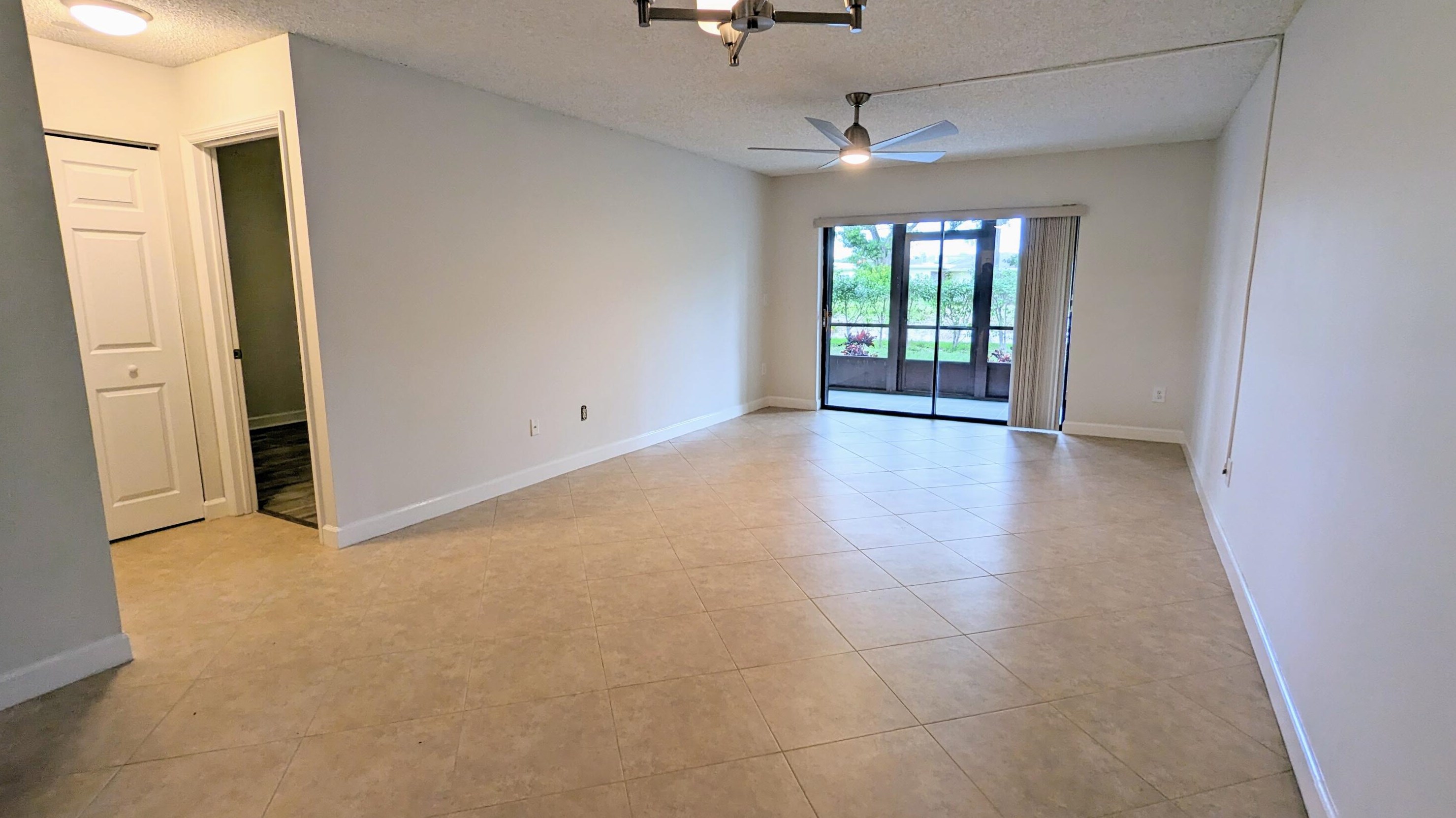 7867 Willow Spring Dr, Lake Worth, FL 33467-3222