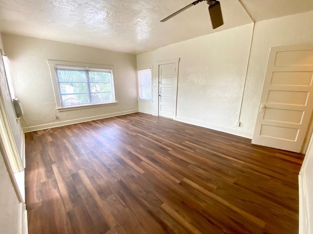 2010 Broward Ave Apt 10, West Palm Beach, FL 33407