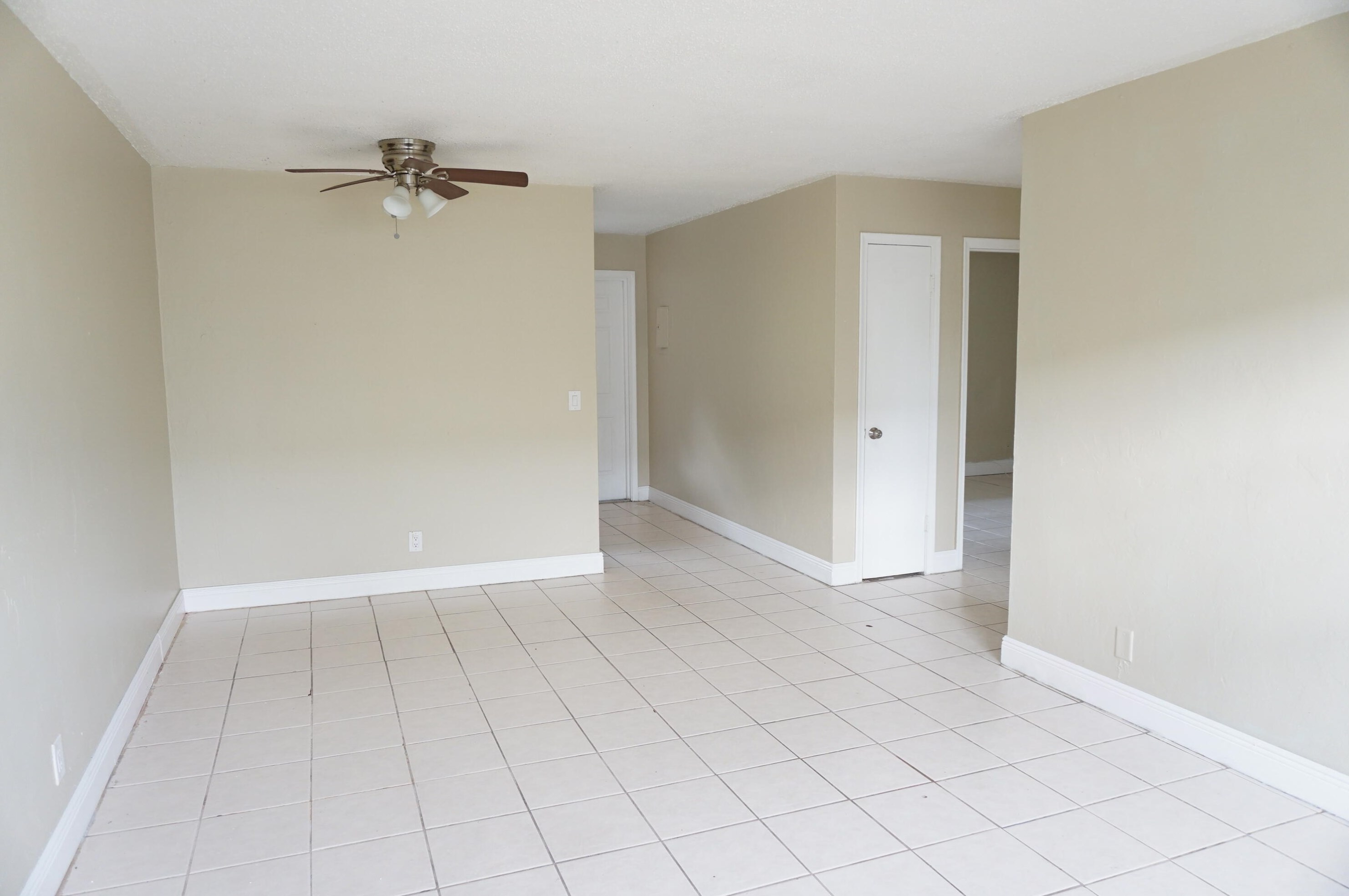 1601 W 37th St #3, West Palm Beach, FL 33404