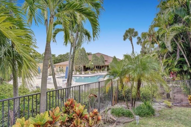 2455 Lindell Blvd #3303, Delray Beach, FL 33444