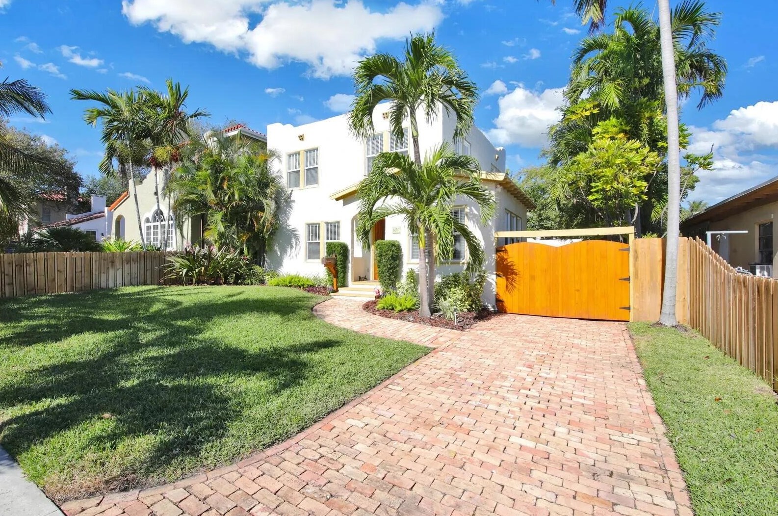 607 Flamingo Dr, West Palm Beach, FL 33401