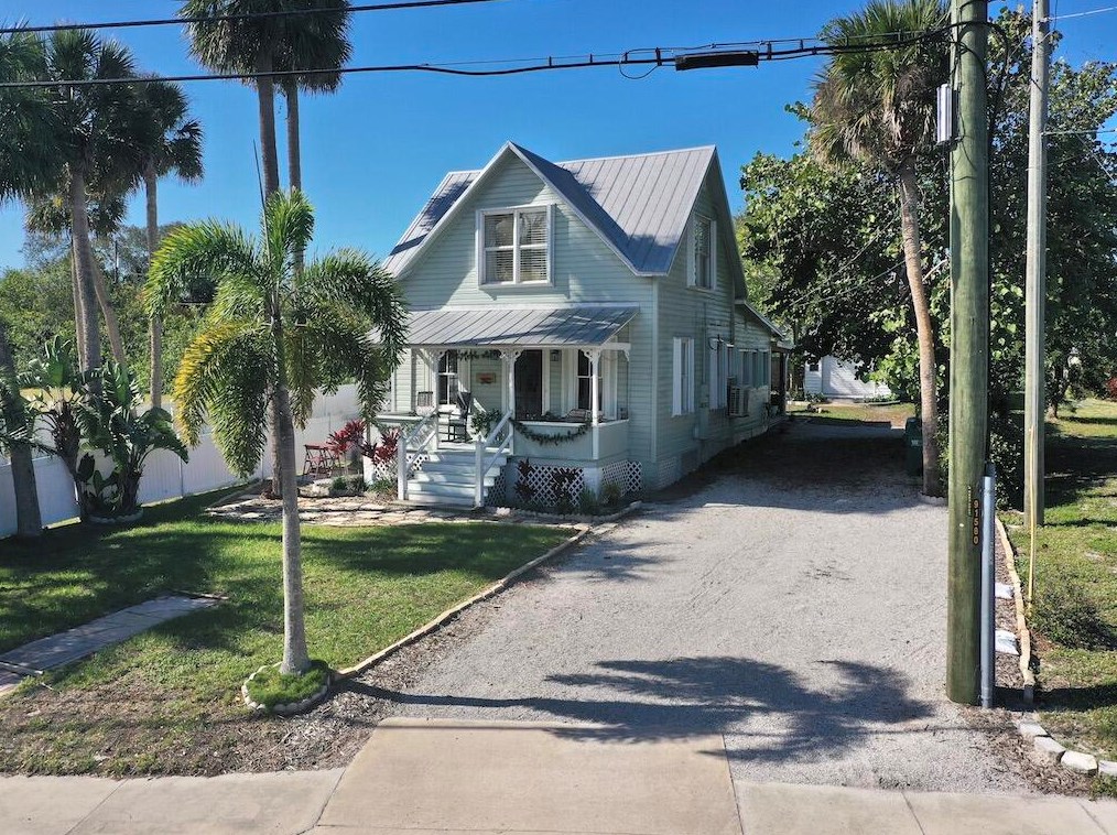 1065 Louisiana Ave, Sebastian, FL 32958