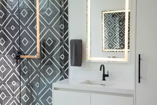 851 NE 1st Ave, Miami, FL 33132 - Photo 34