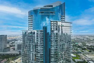 851 NE 1st Ave, Miami, FL 33132 - Photo 4