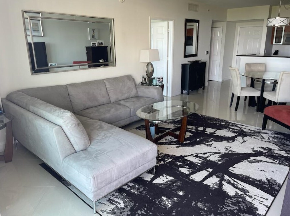 700 E Boynton Beach Blvd #706, Boynton Beach, FL 33435