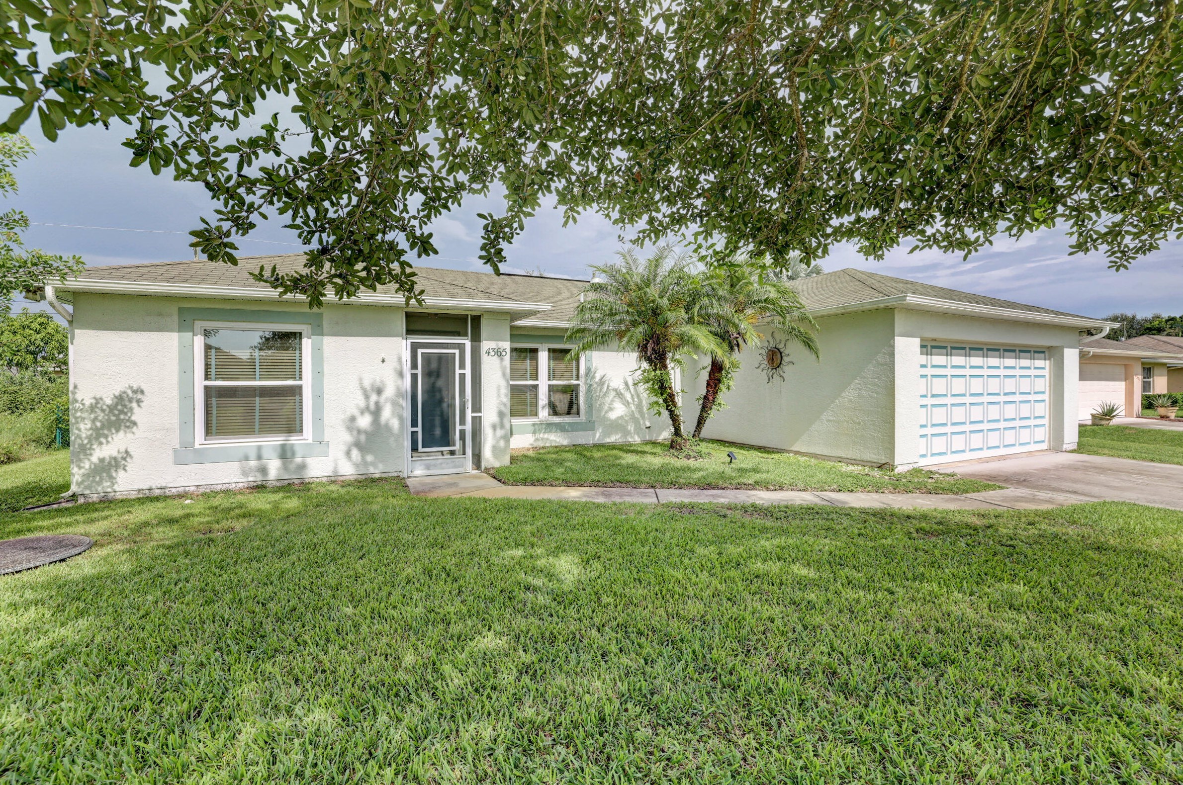 4365 Sw Appleseed Rd, Fort Pierce, FL 34953