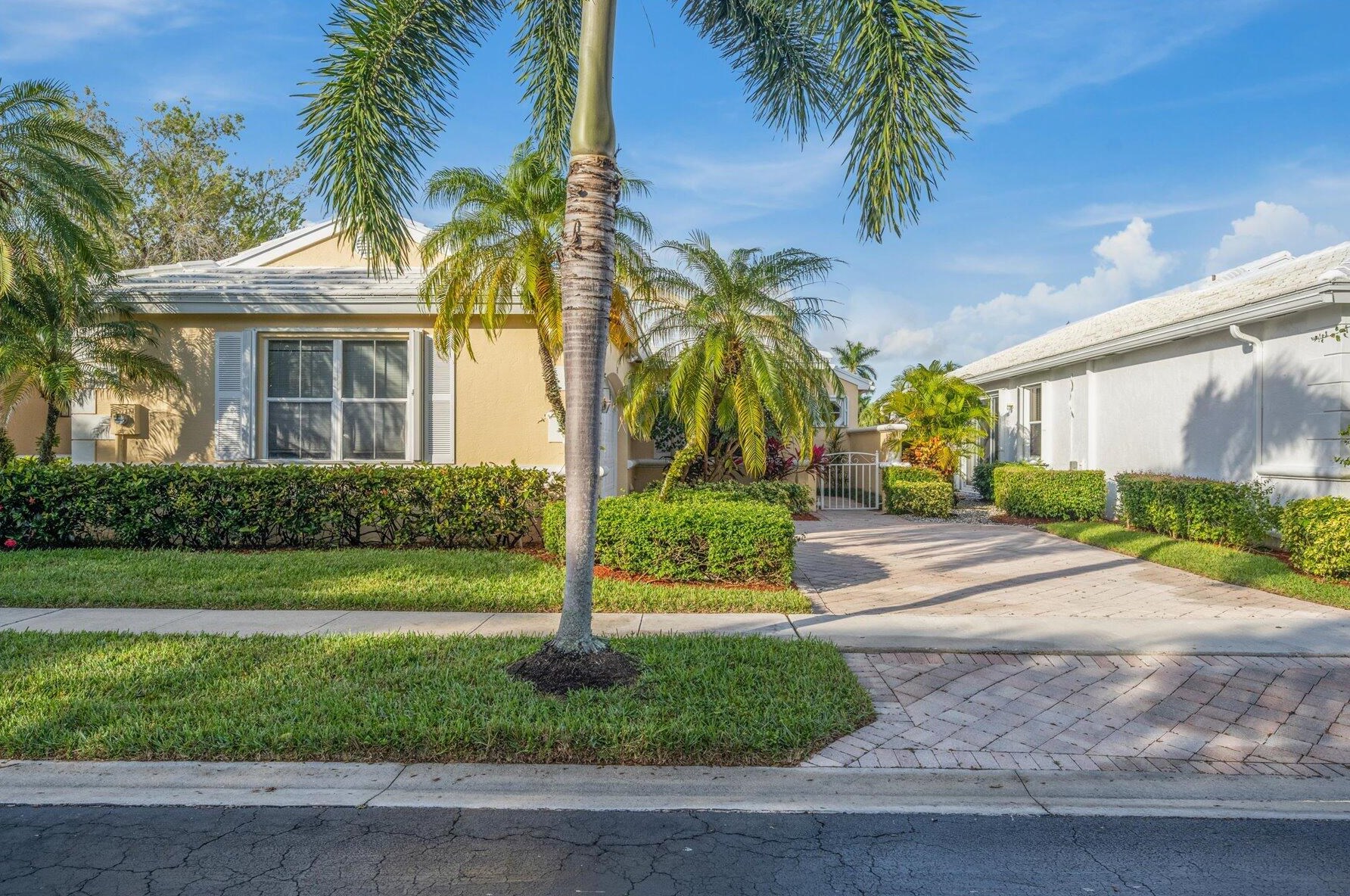 4341 Kensington Park Way, Lake Worth, FL 33449-8611