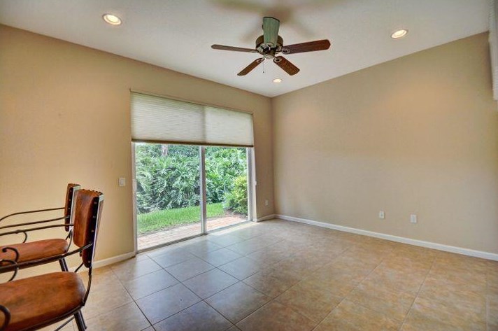 7221 Briella Dr, Boynton Beach FL  33437-3765 exterior