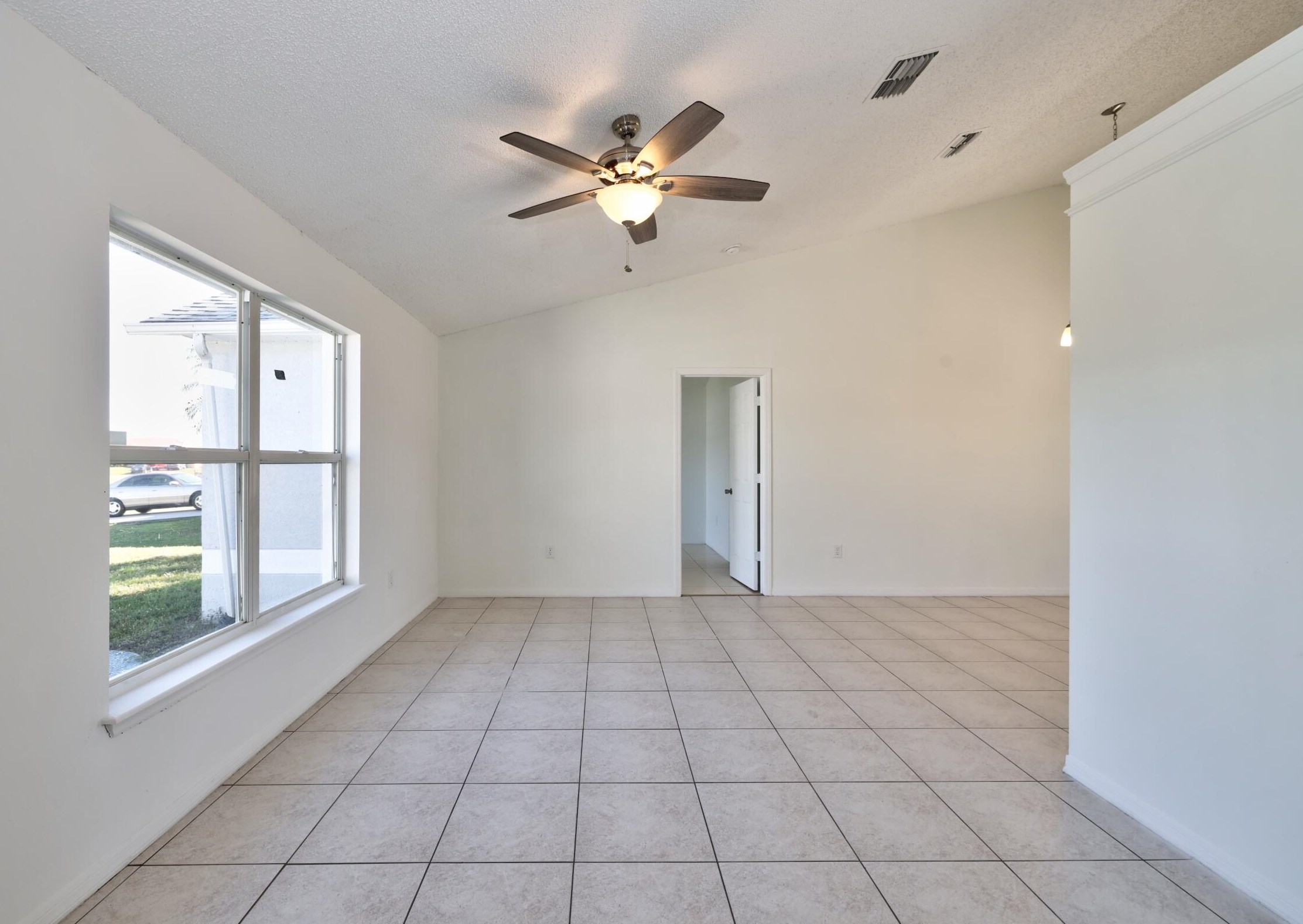 4240 Sw Callicoe St, Fort Pierce, FL 34953