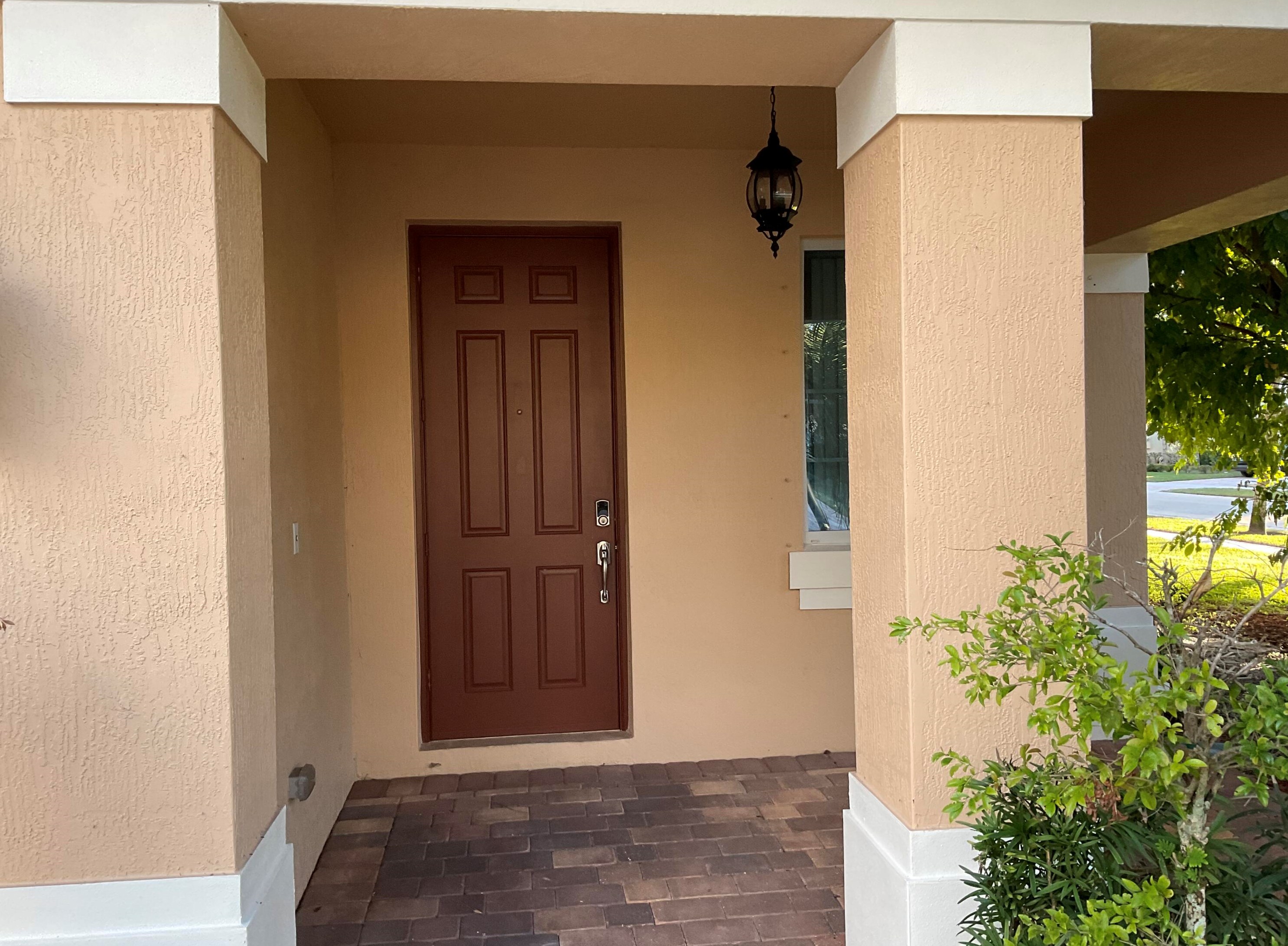 6726 Bulrush Ct, West Palm Beach, FL 33413