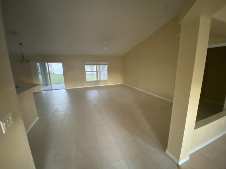 2898 Sw West Louise Cir, Fort Pierce, FL 34953
