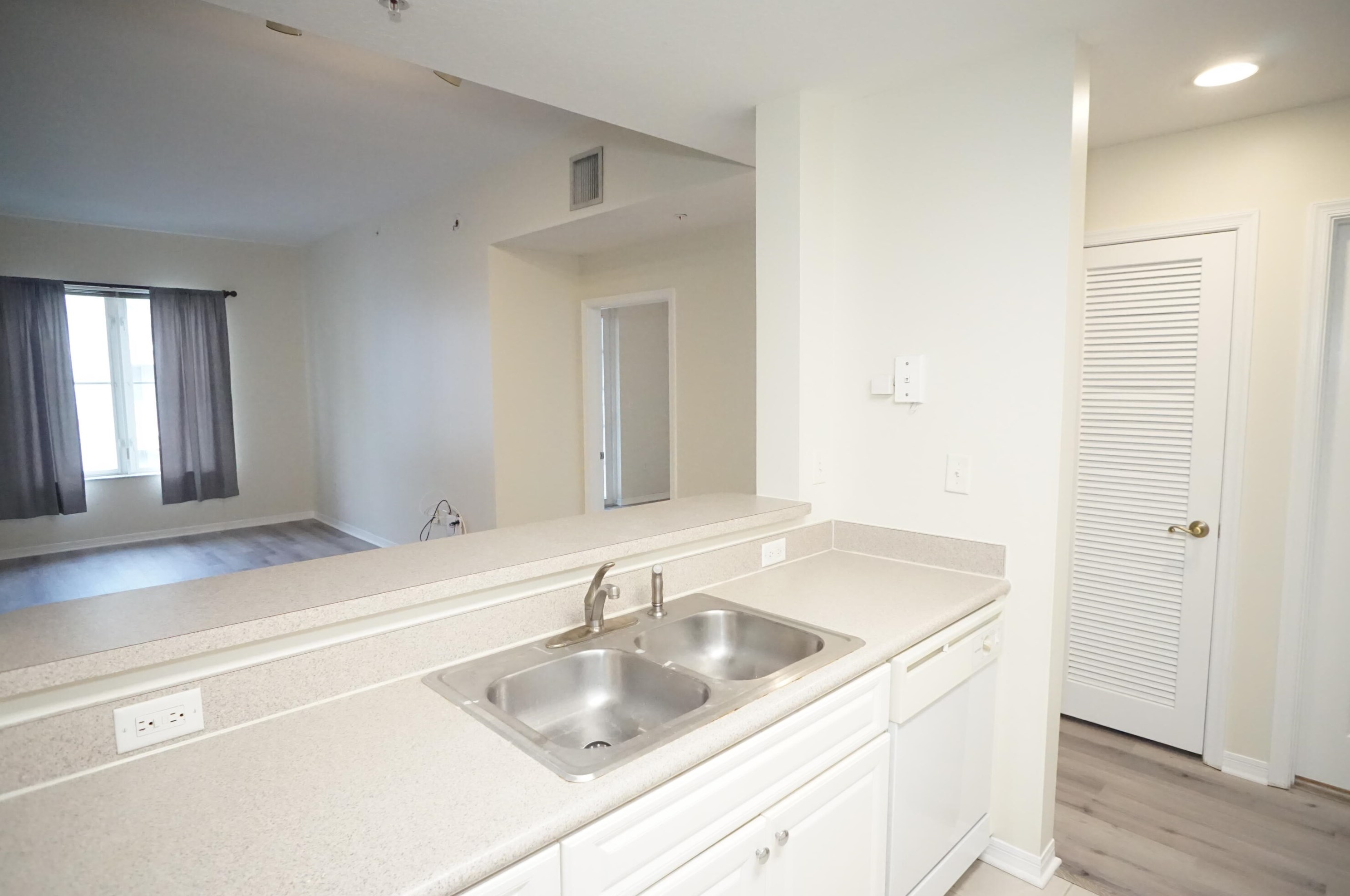 1209 Main St #313, Jupiter, FL 33458