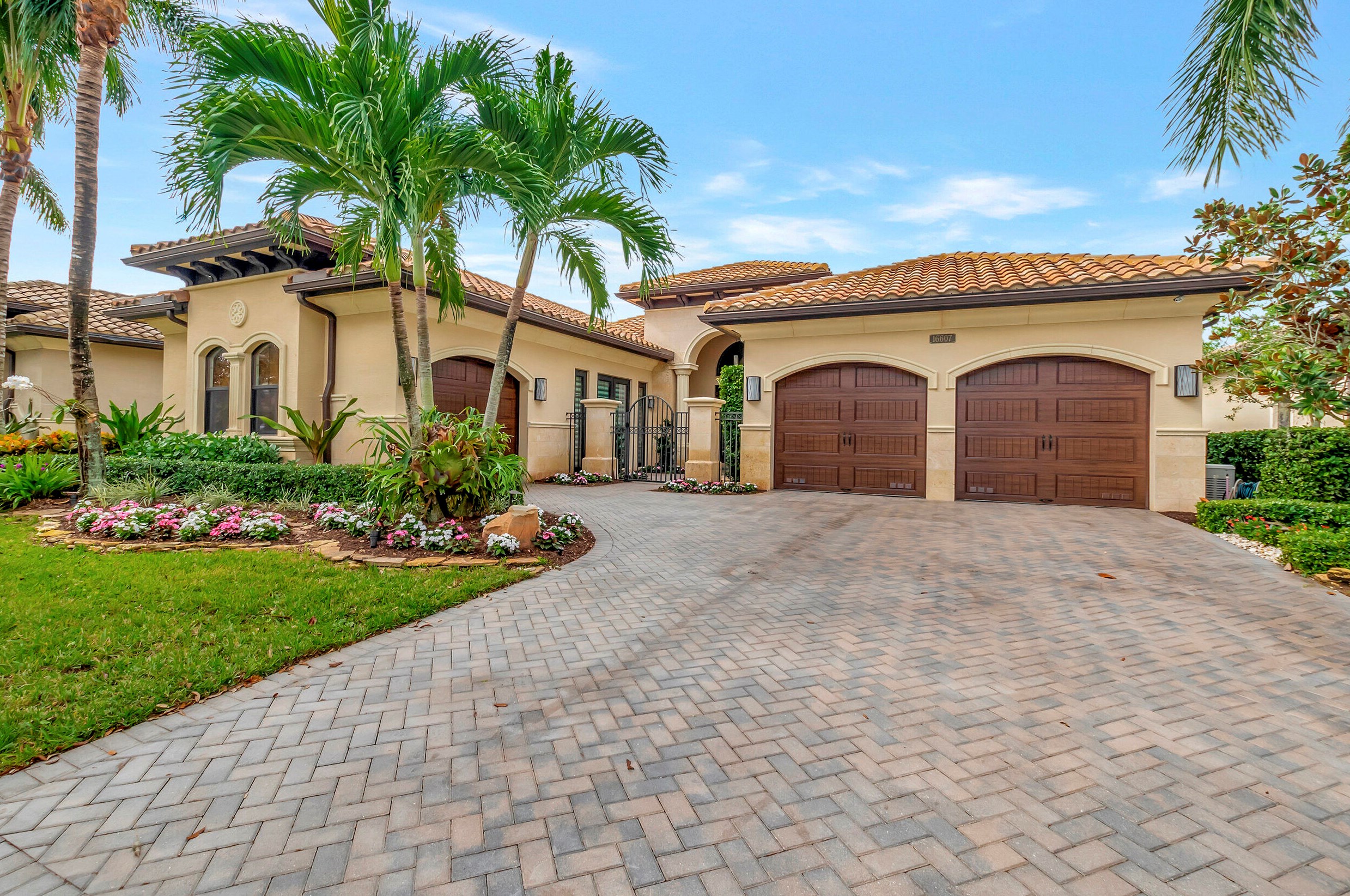 16607 Chesapeake Bay Ct, Delray Beach, FL 33446