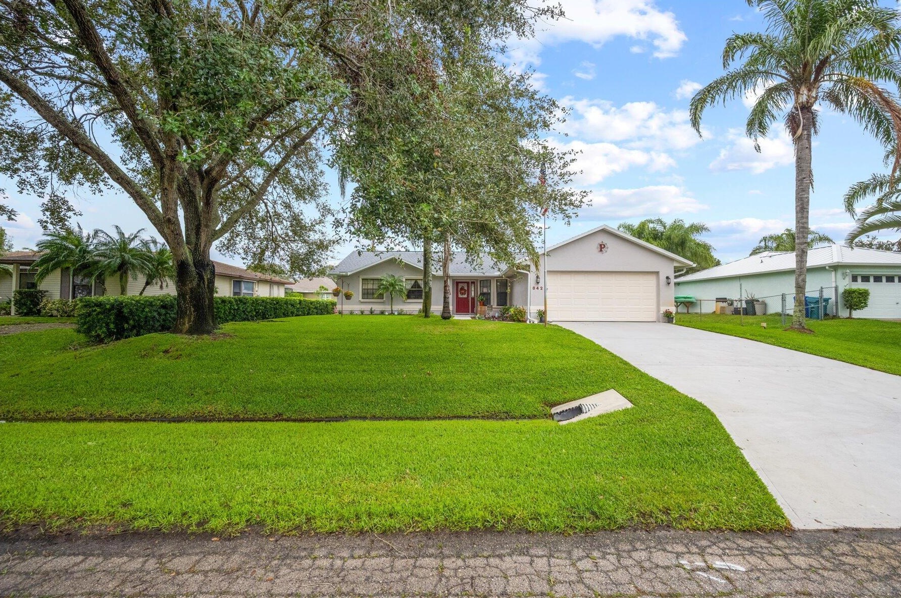 842 Doctor Ave, Sebastian, FL 32958