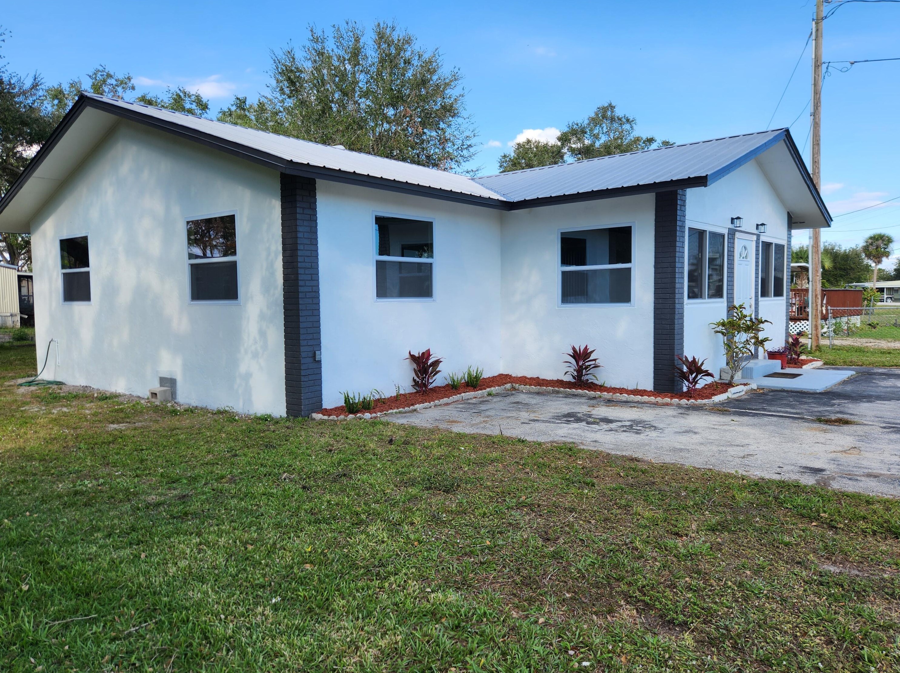 2751 County Road 721 Loop, Moore Haven, FL 33471