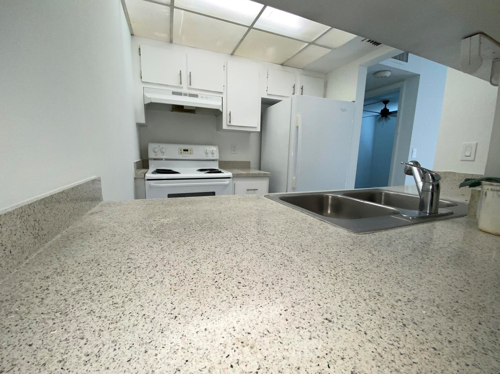 1854 Abbey Rd #106, West Palm Beach, FL 33415