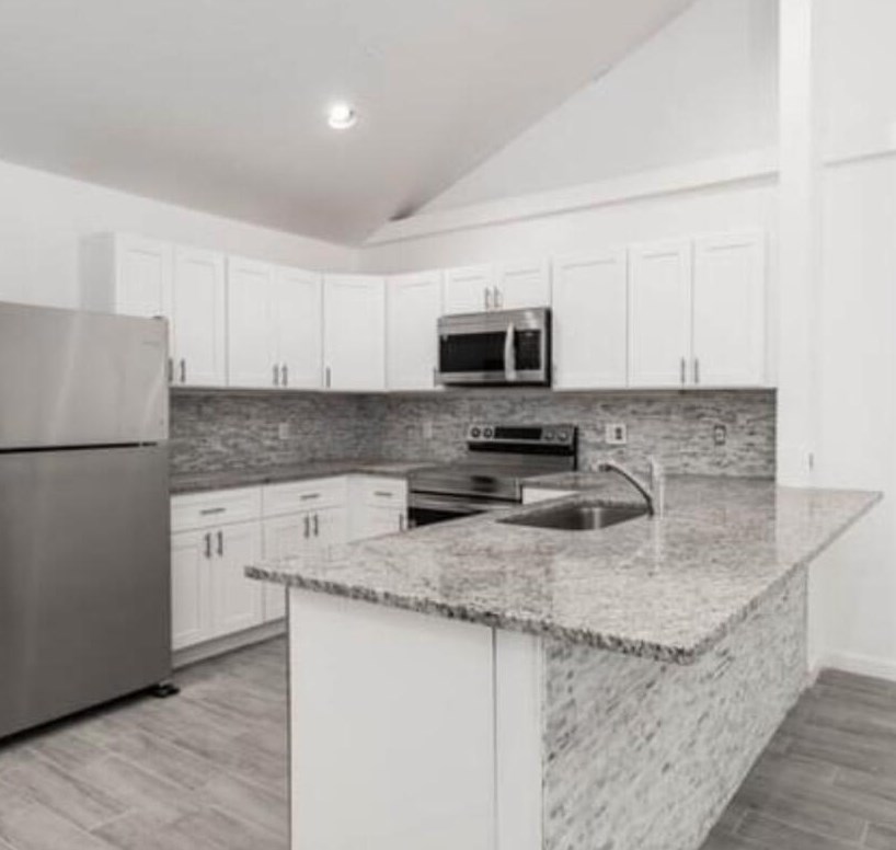 13902 Folkestone Cir, West Palm Beach, FL 33414