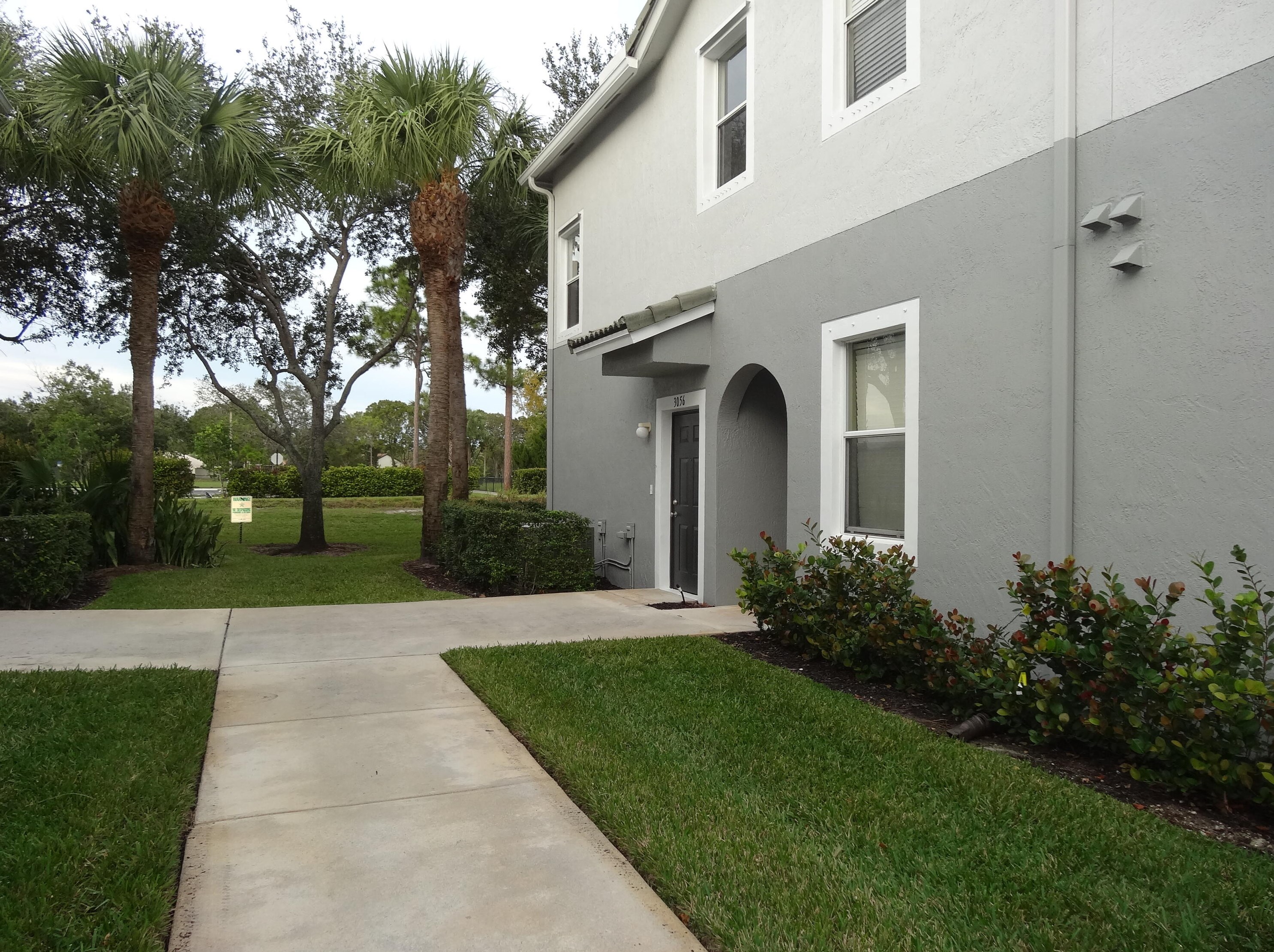 3056 Grandiflora Dr, Lake Worth, FL 33467