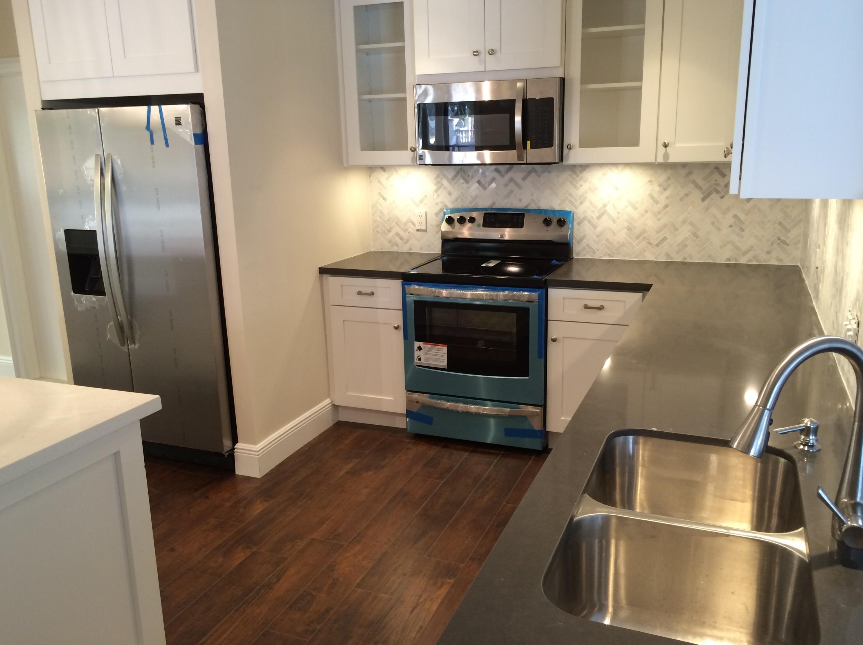 787 Ne 32nd St, Boca Raton, FL 33431