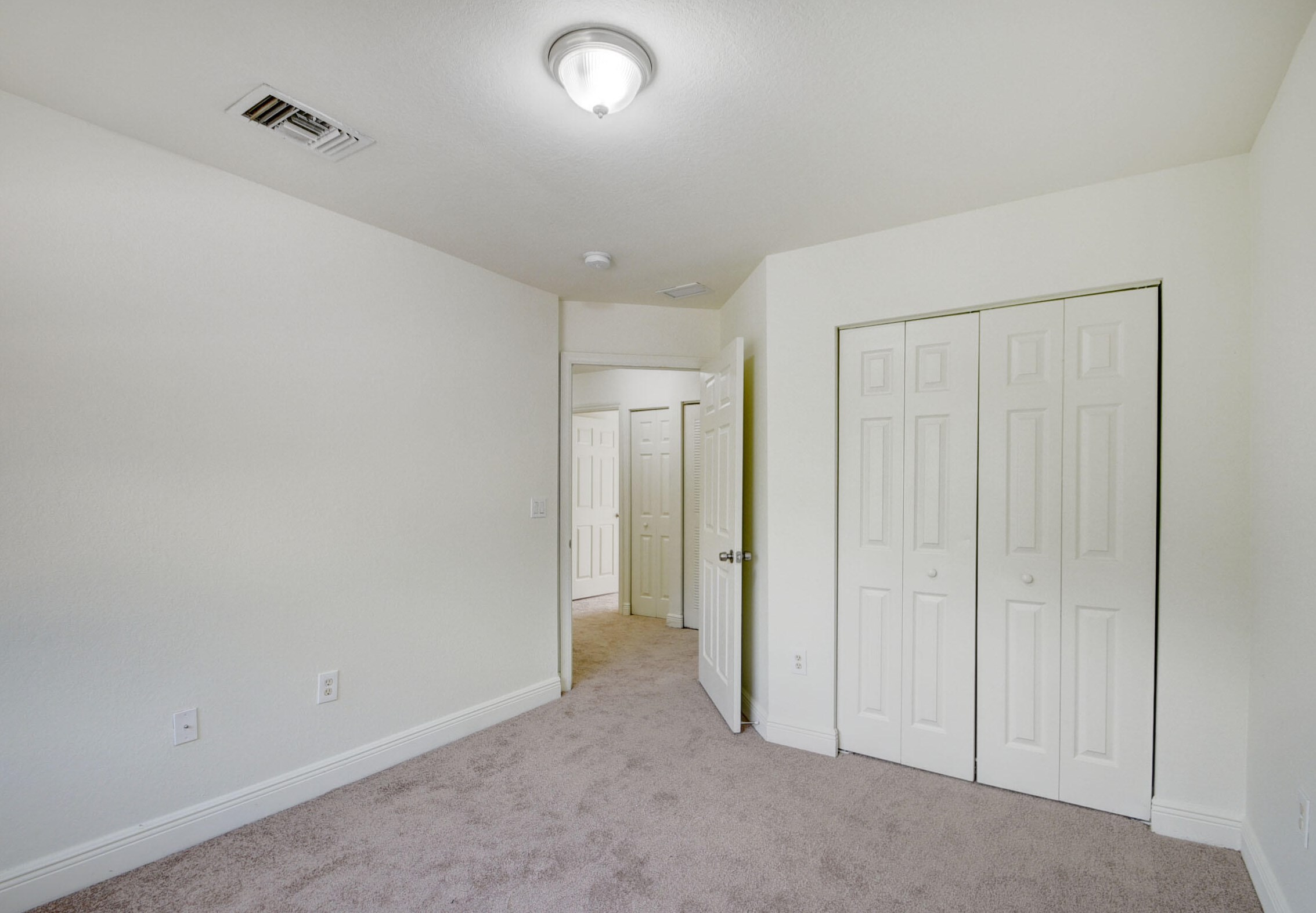 6623 Old Farm Trl, Boynton Beach FL 33437-7903 exterior