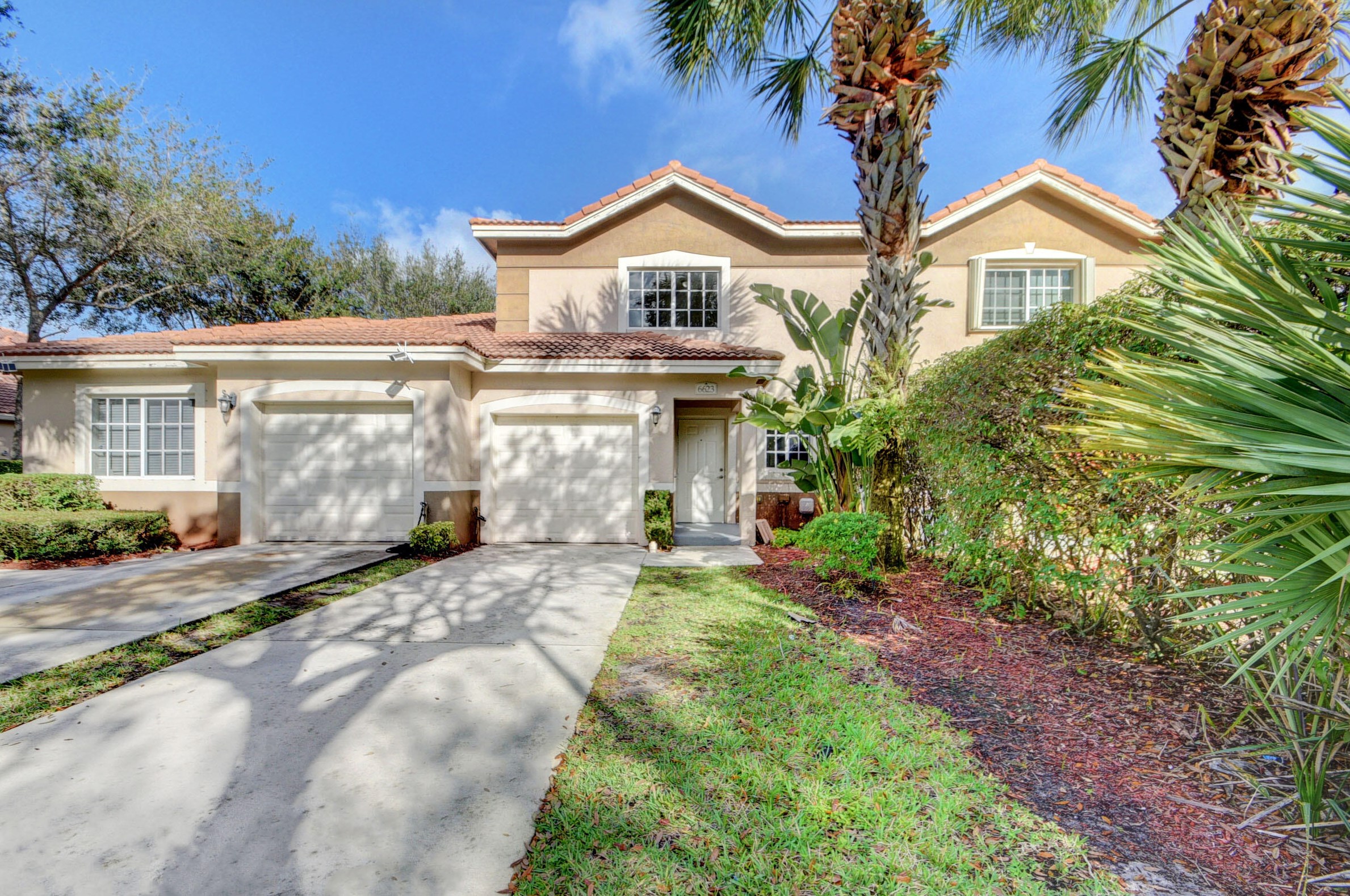 6623 Old Farm Trl, Boynton Beach, FL 33437-7903
