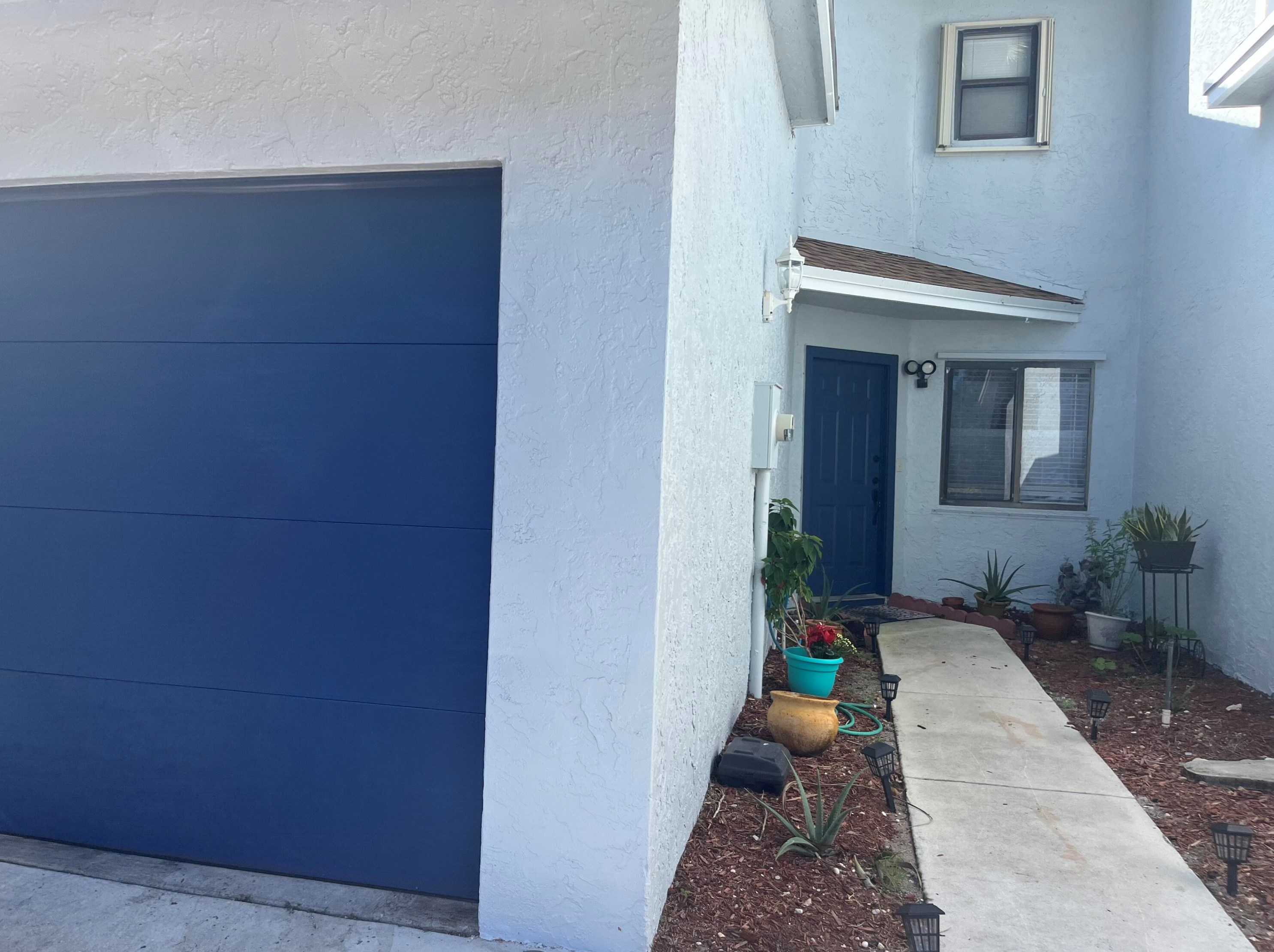 1559 Woodbridge Lakes Cir, West Palm Beach, FL 33406-5642
