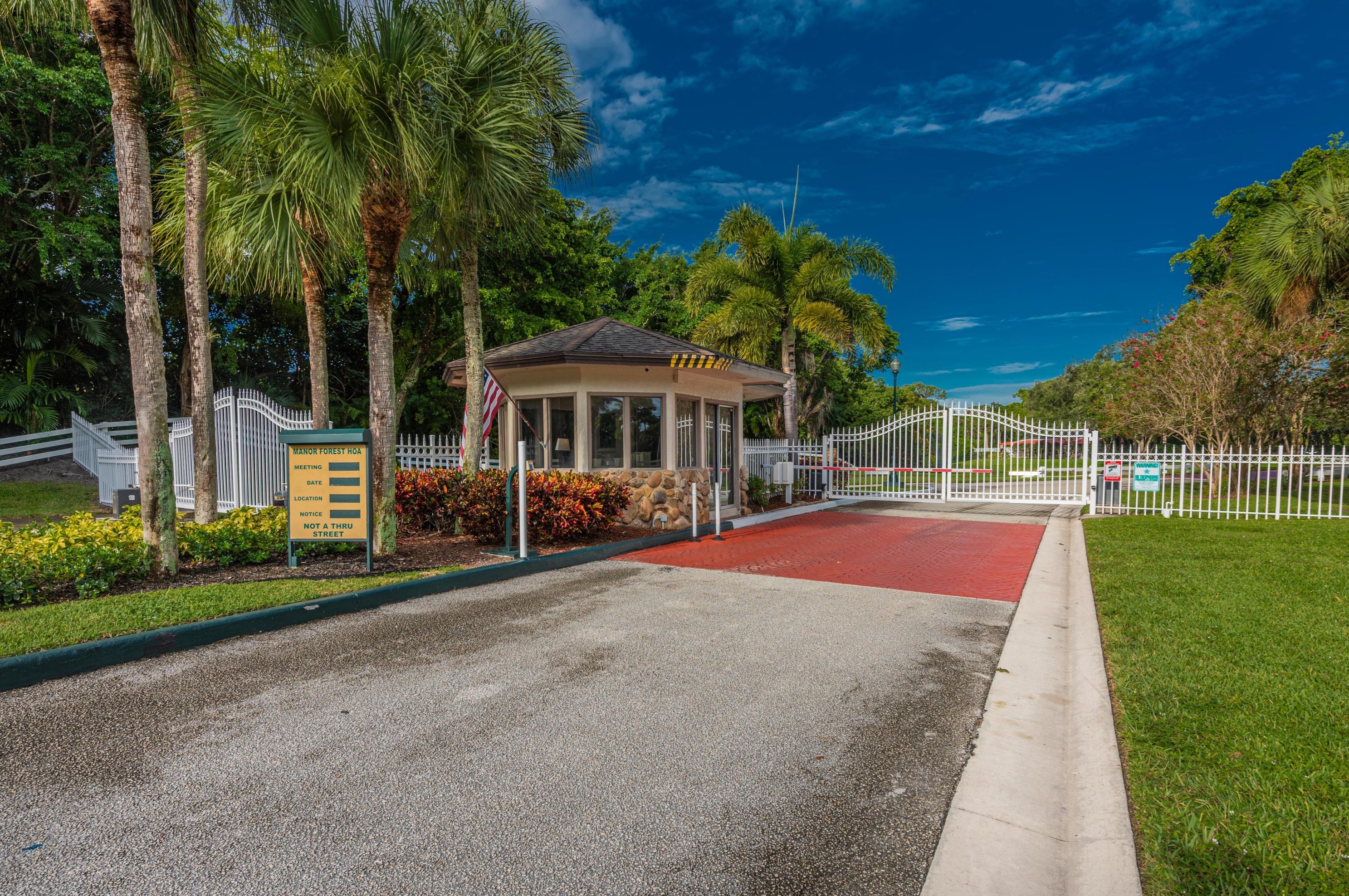 7705 Forest Green Ln, Boynton Beach, FL 33436